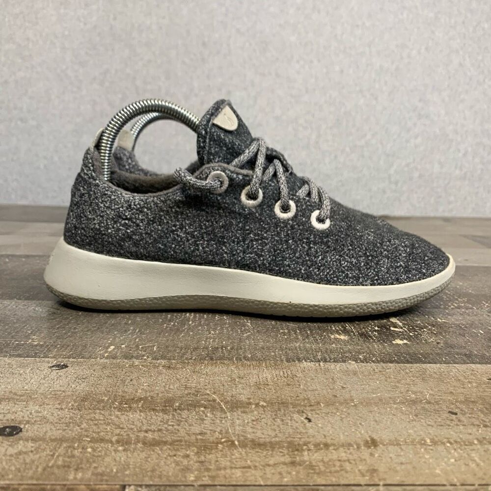 AllBirds wool runners womens 8 gray running athletic comfort sneakers